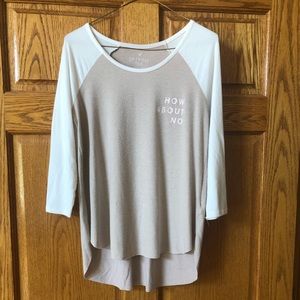 American Eagle baseball tshirt. Size small. Tan.